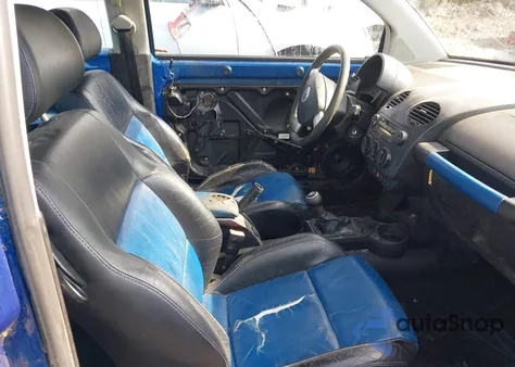 2003 Volkswagen New Beetle Gls 1.8T из США, поврежденный, VIN 3VWCD21C73M441824